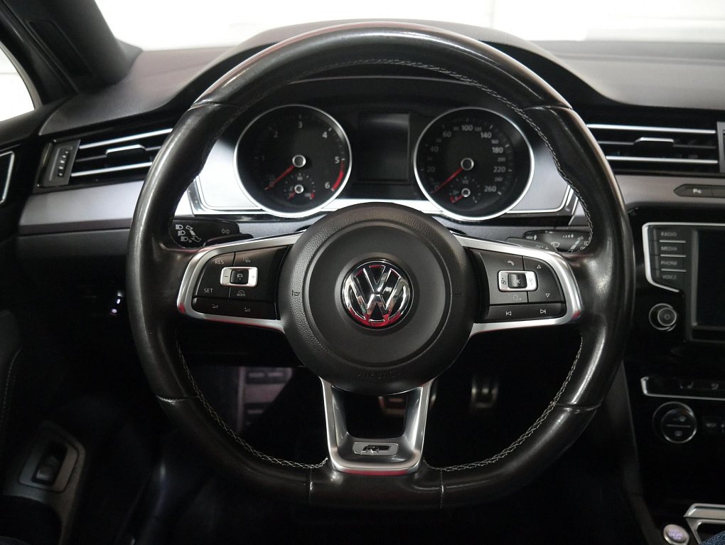 Volkswagen Passat 2.0TDI  4x4