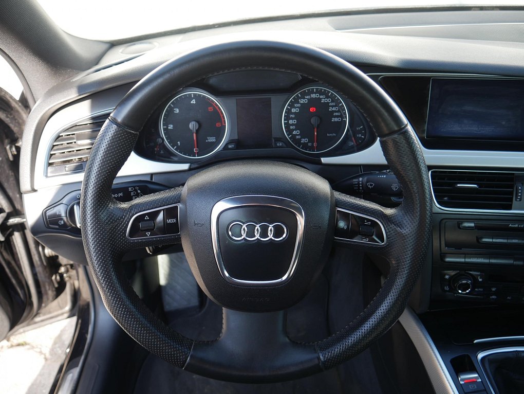 Audi A4 2.0 TDi 