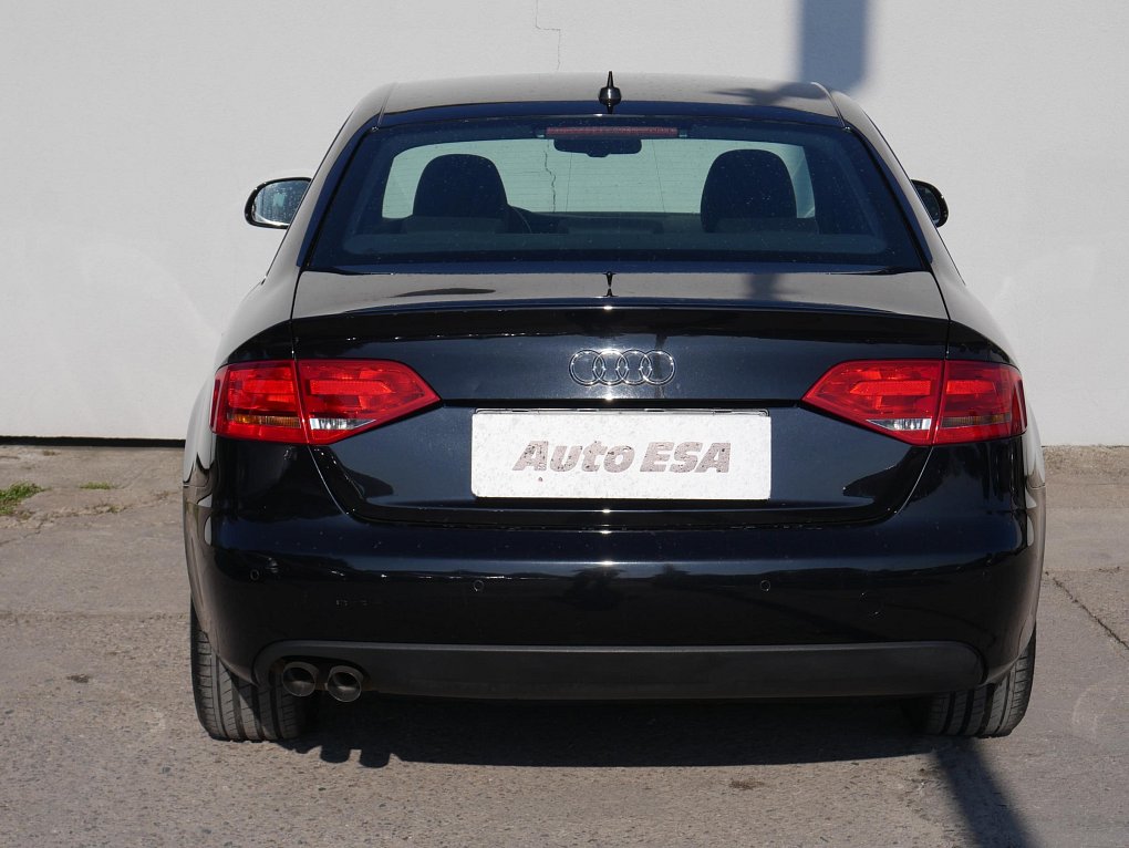 Audi A4 2.0 TDi 
