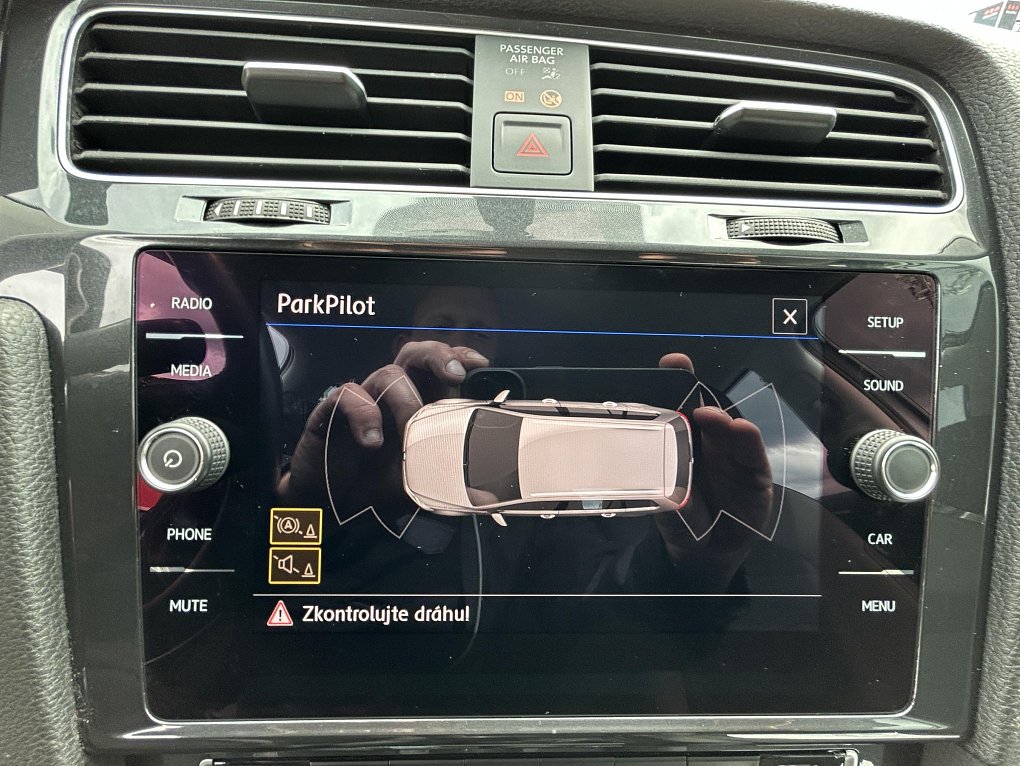 Volkswagen Golf 1.5TSI 