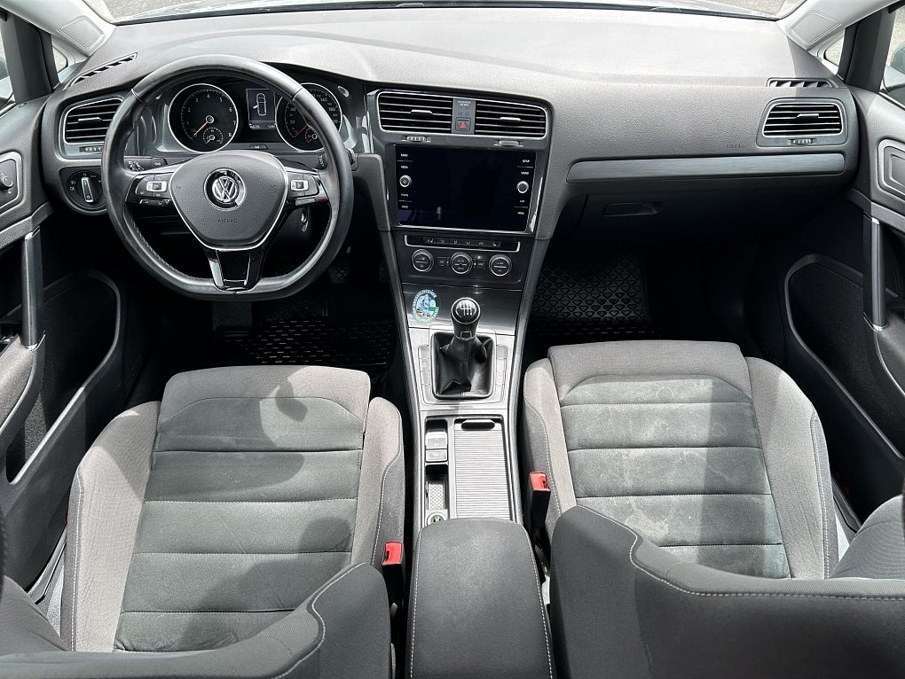 Volkswagen Golf 1.5TSI 