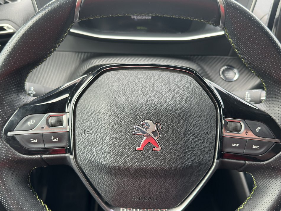 Peugeot 2008 1.2PT GT Line