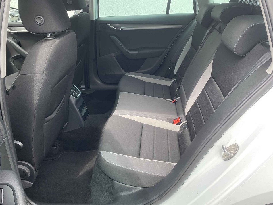Škoda Octavia III 1.4 TSi Joy