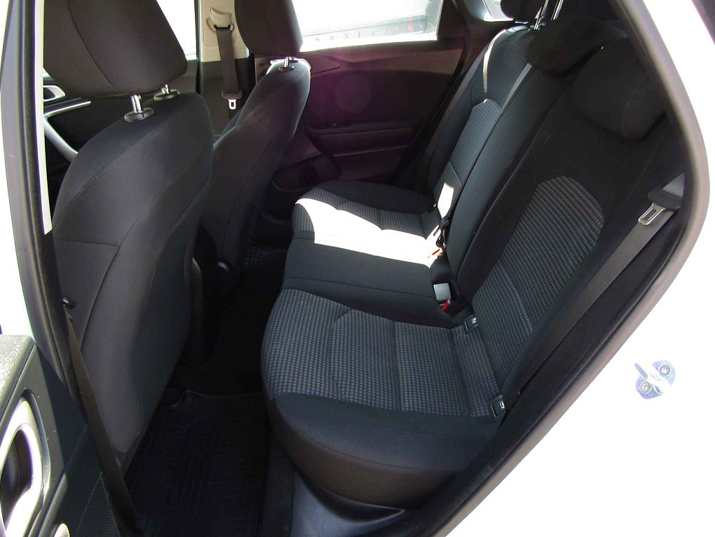 Kia Ceed 1.4i 