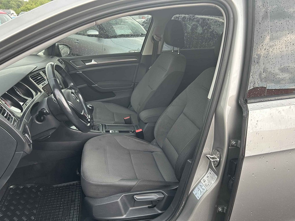 Volkswagen Golf 1.5 TSi 