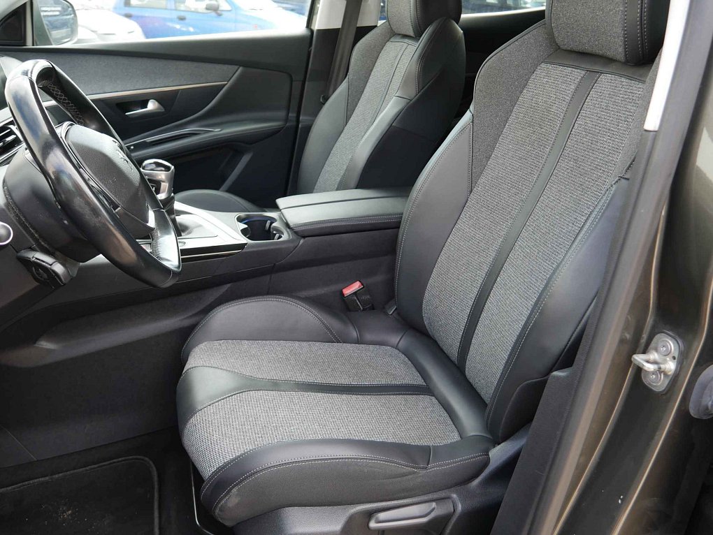 Peugeot 3008 1.5 HDi Allure