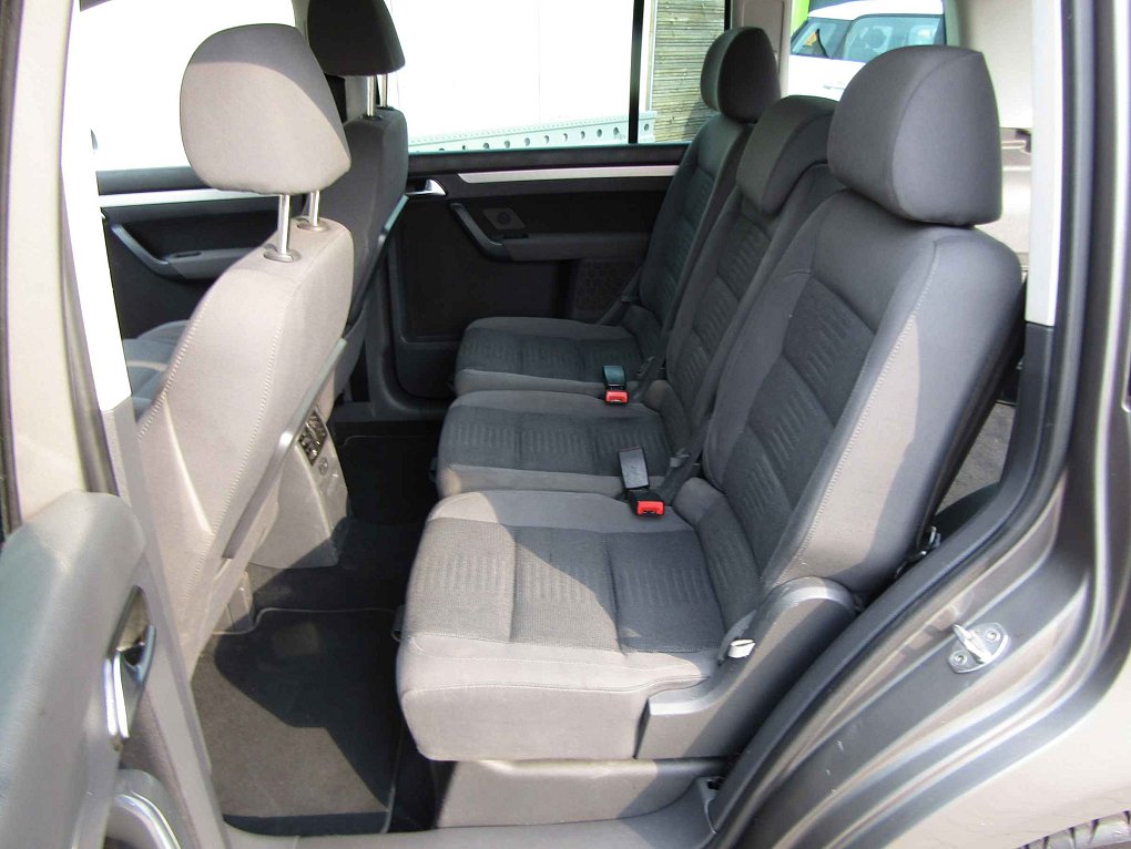 Volkswagen Touran 1.4 TSi 
