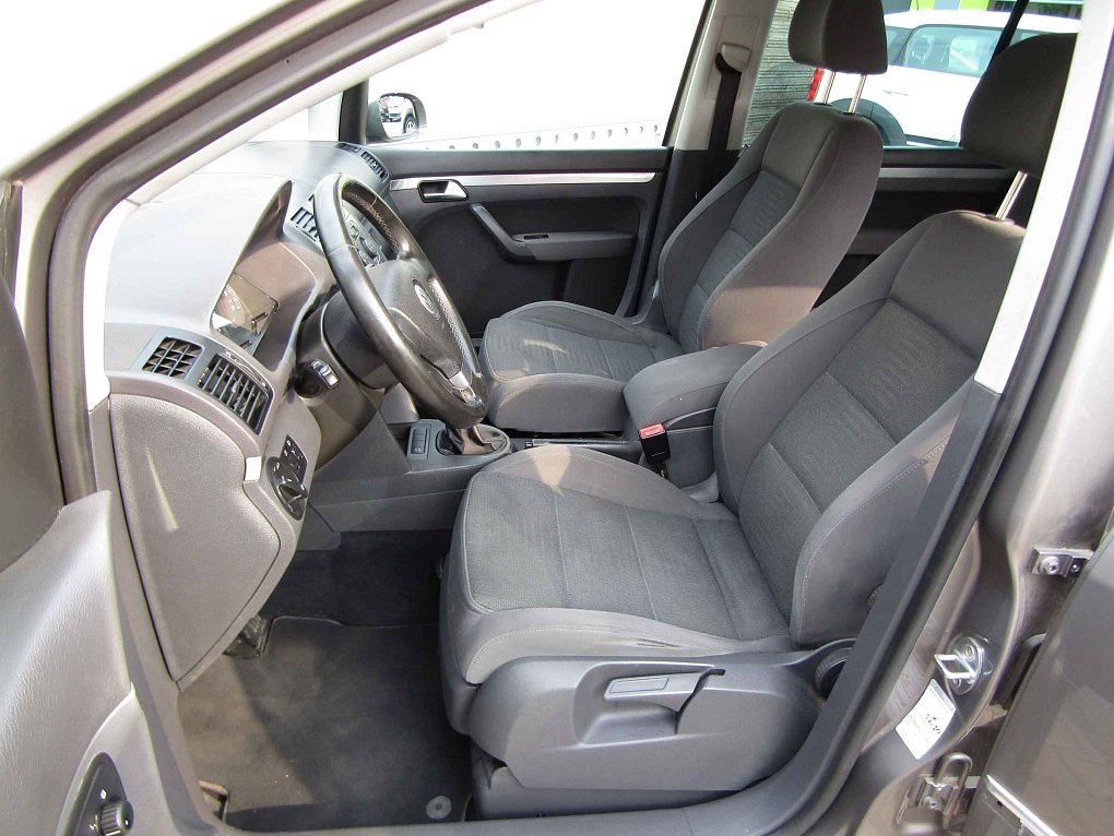 Volkswagen Touran 1.4 TSi 