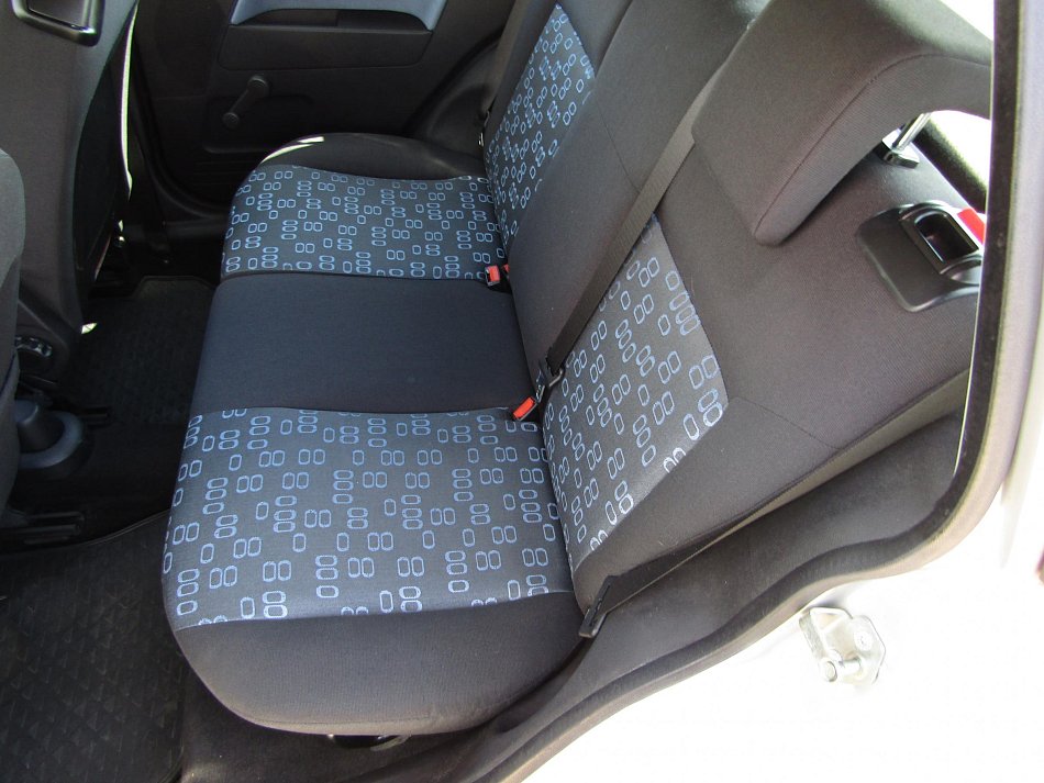 Ford Fusion 1.4i 