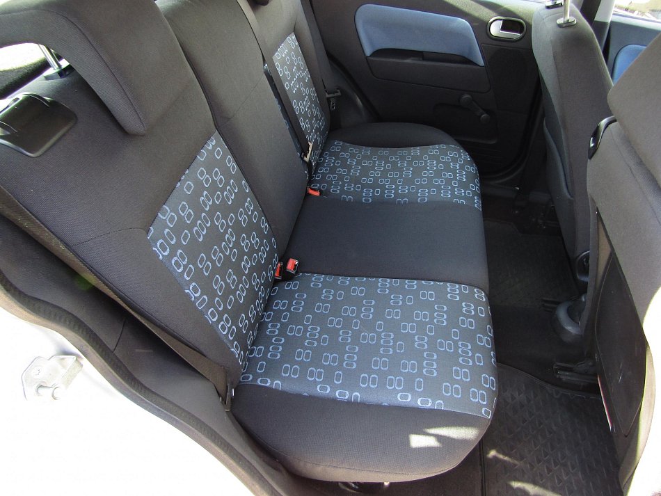 Ford Fusion 1.4i 
