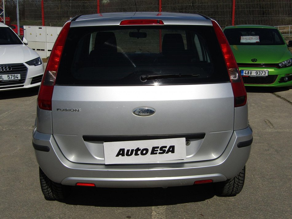 Ford Fusion 1.4i 