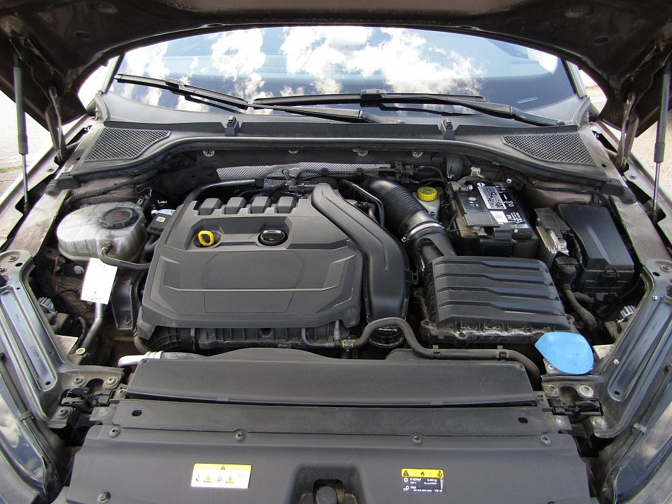 Škoda Octavia IV 1.5 TSi Style