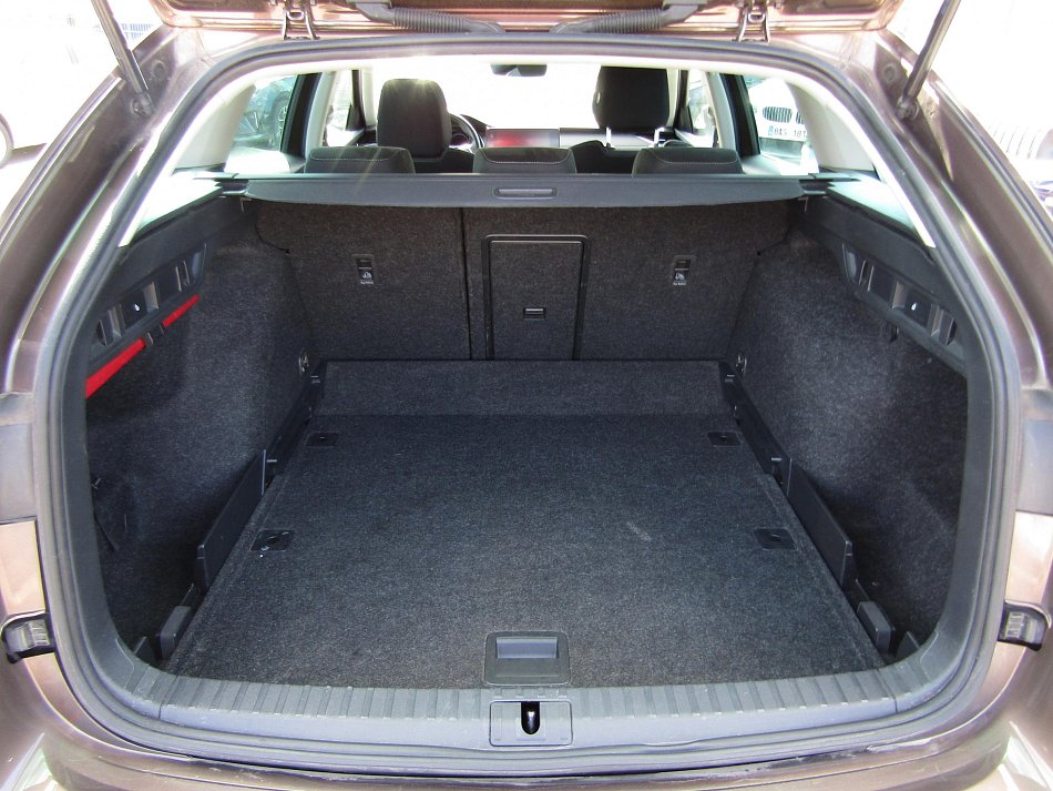Škoda Octavia IV 1.5 TSi Style