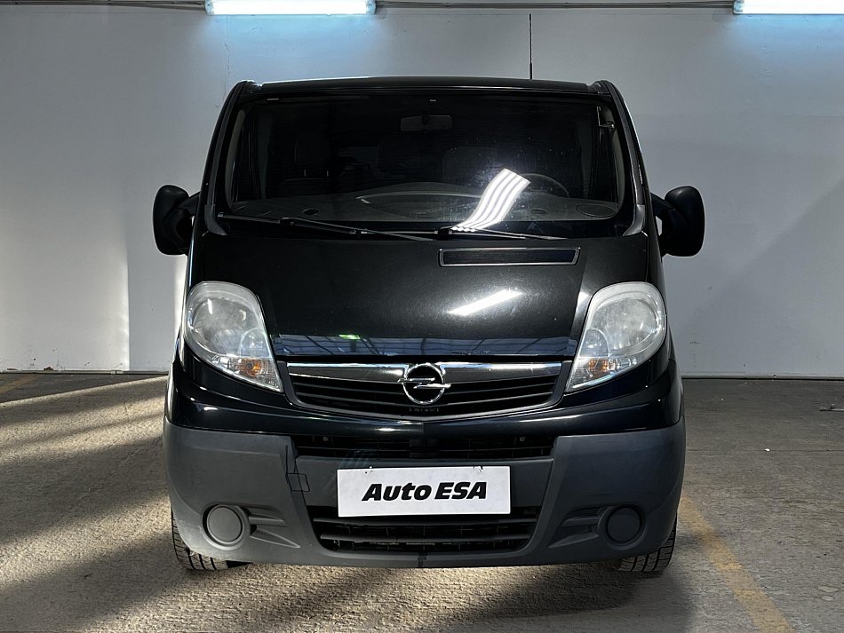 Opel Vivaro 2.0dCi  L2 9míst