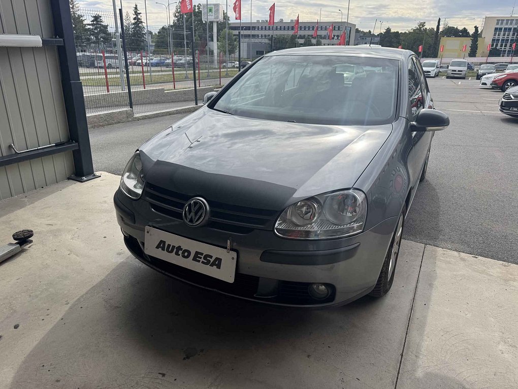 Volkswagen Golf 1.9 TDi 