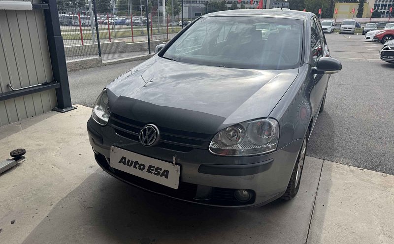Volkswagen Golf 1.9 TDi 