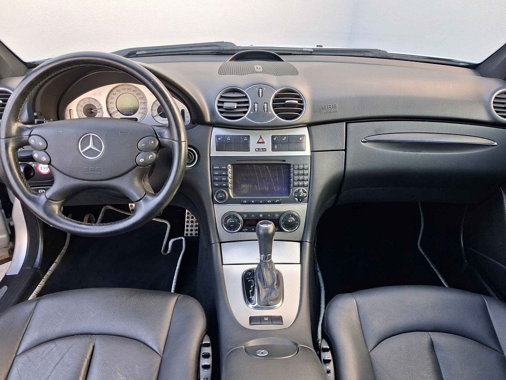 Mercedes-Benz CLK 3.5 V6 