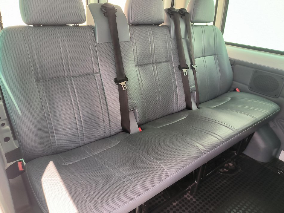 Ford Transit 2.2TDCi  9míst