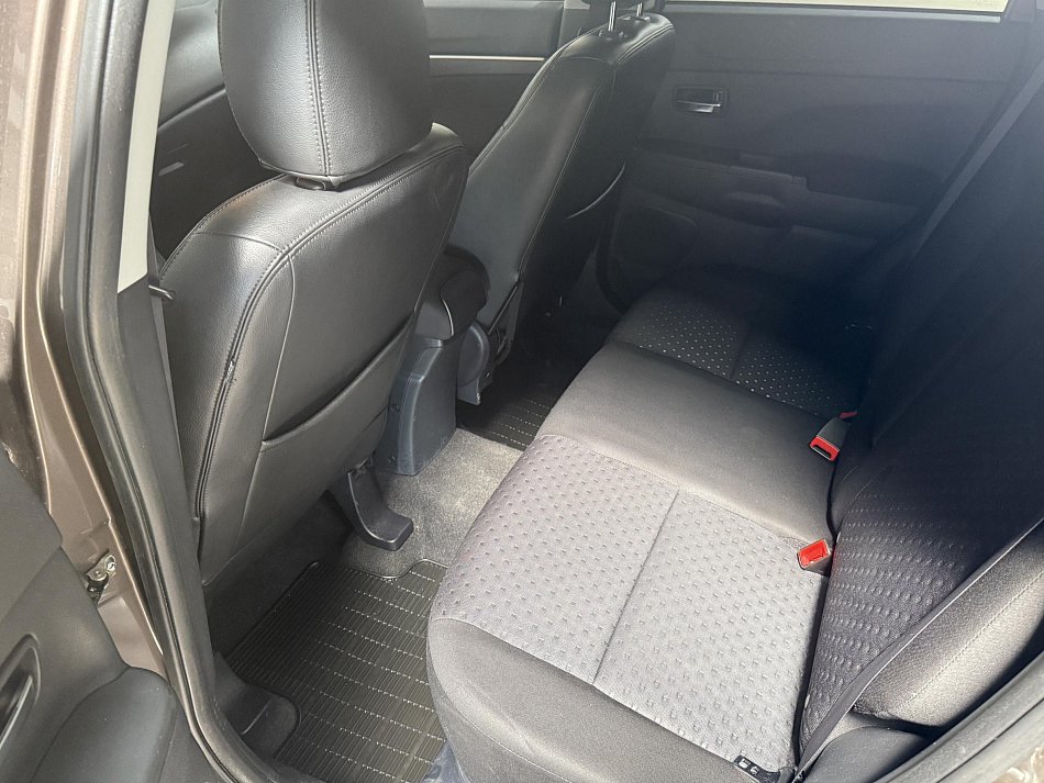 Mitsubishi ASX 1.8Di-D  4x4