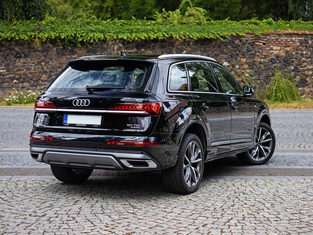 Audi Q7 3.0 TDi S-line quattro