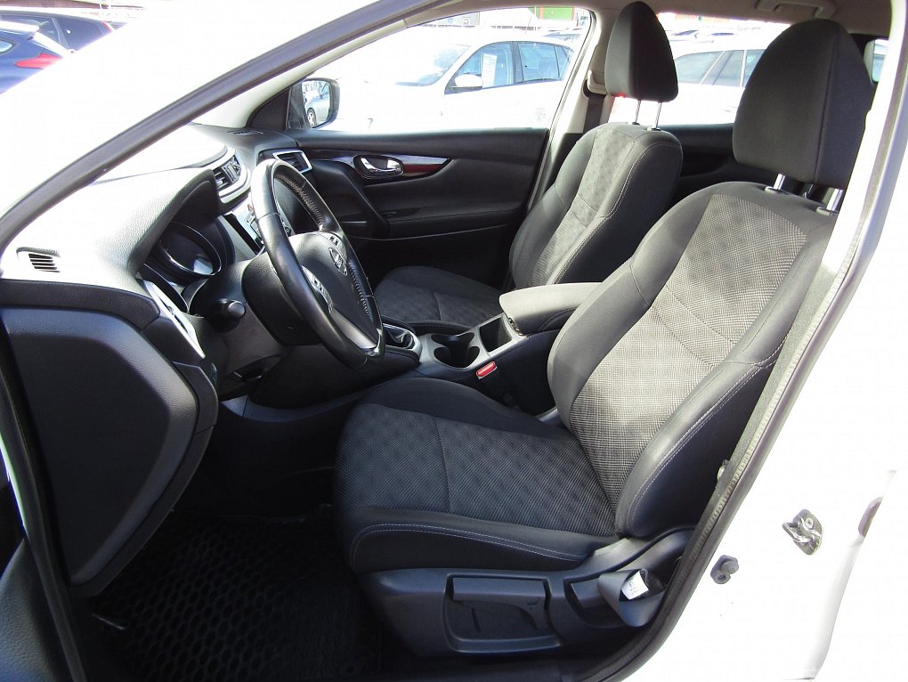 Nissan Qashqai 1.6 DCi 