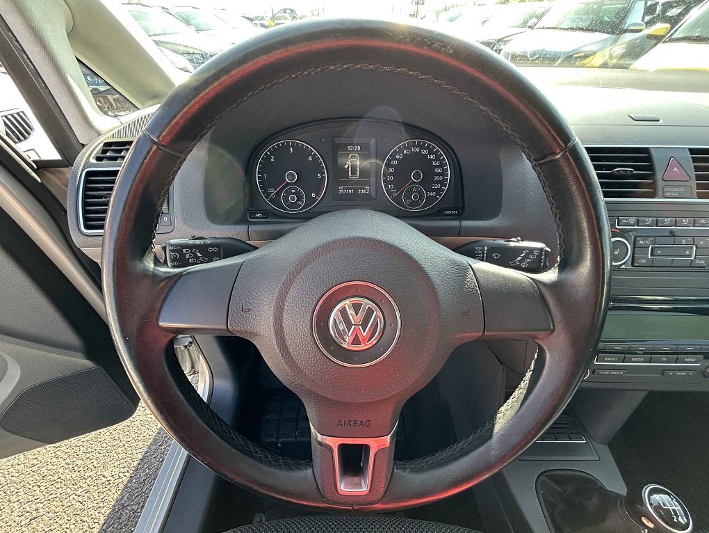 Volkswagen Touran 1.6TDi 