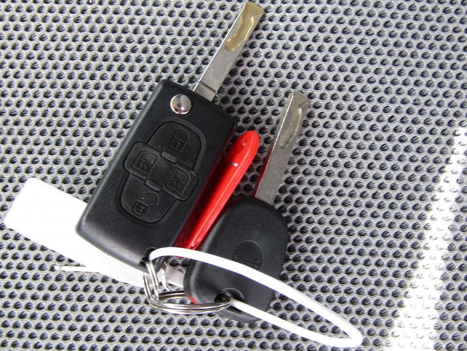 Peugeot 1007 1.4i 