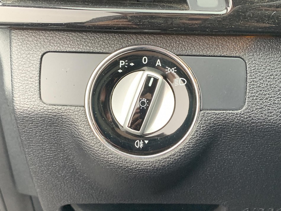 Mercedes-Benz Třída E 3.0 CDI 