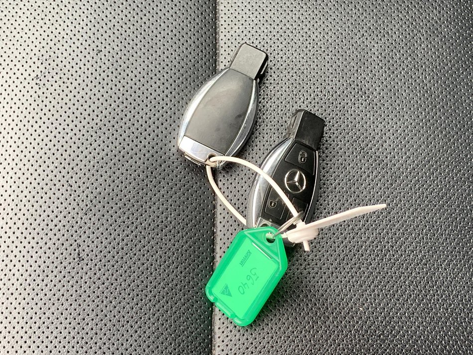 Mercedes-Benz Třída E 3.0 CDI 