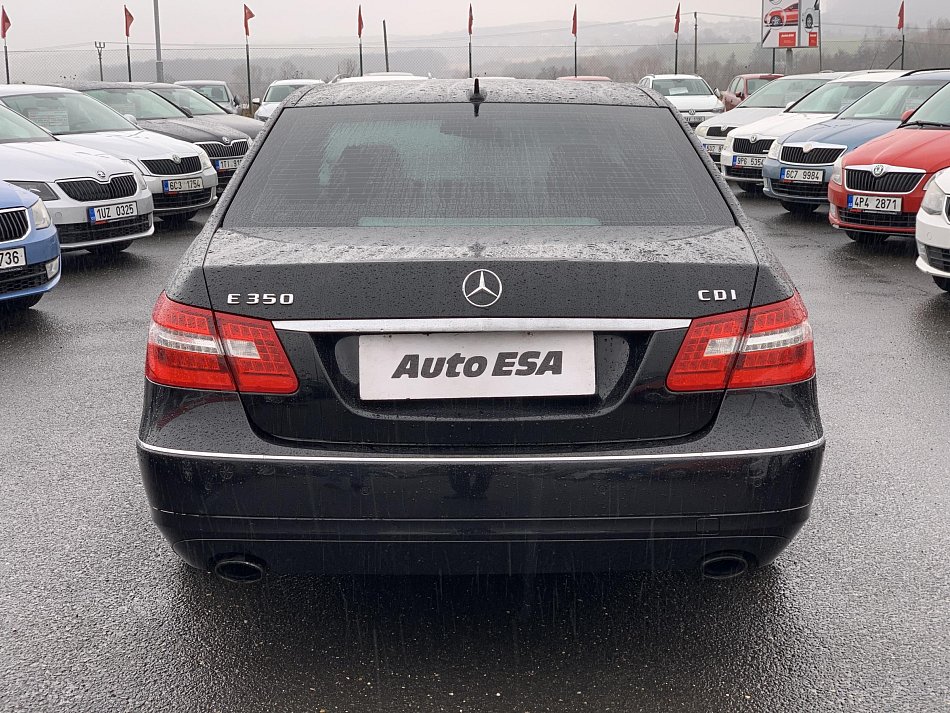 Mercedes-Benz Třída E 3.0 CDI 