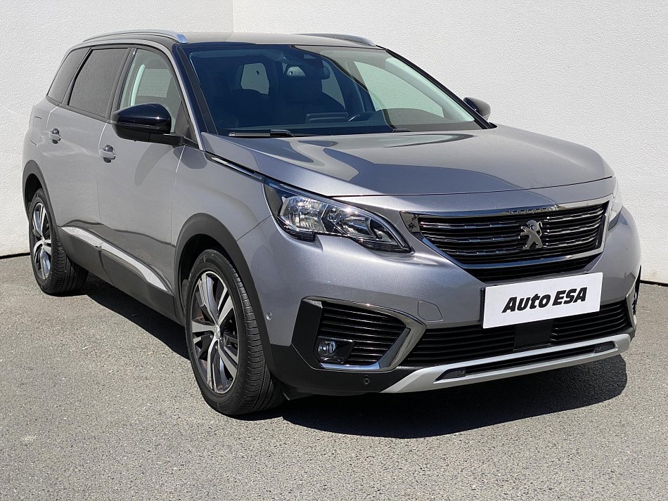 Peugeot 5008 1.2PT Allure