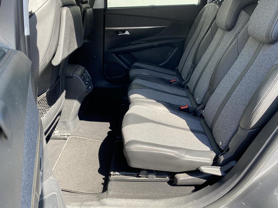 Peugeot 5008 1.2PT Allure