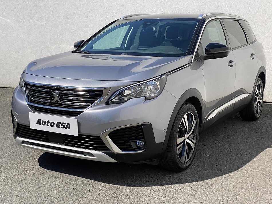 Peugeot 5008 1.2PT Allure