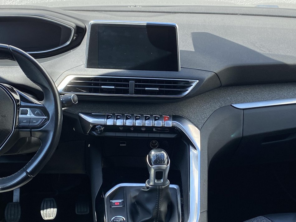 Peugeot 5008 1.2PT Allure