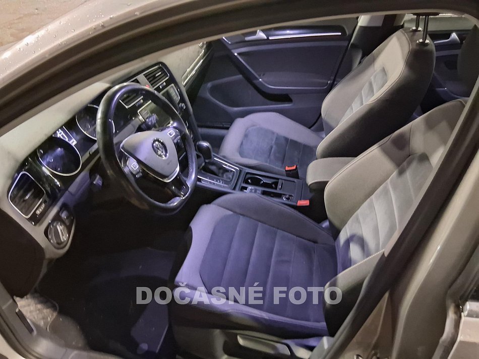 Volkswagen Golf 1.6 TDi 