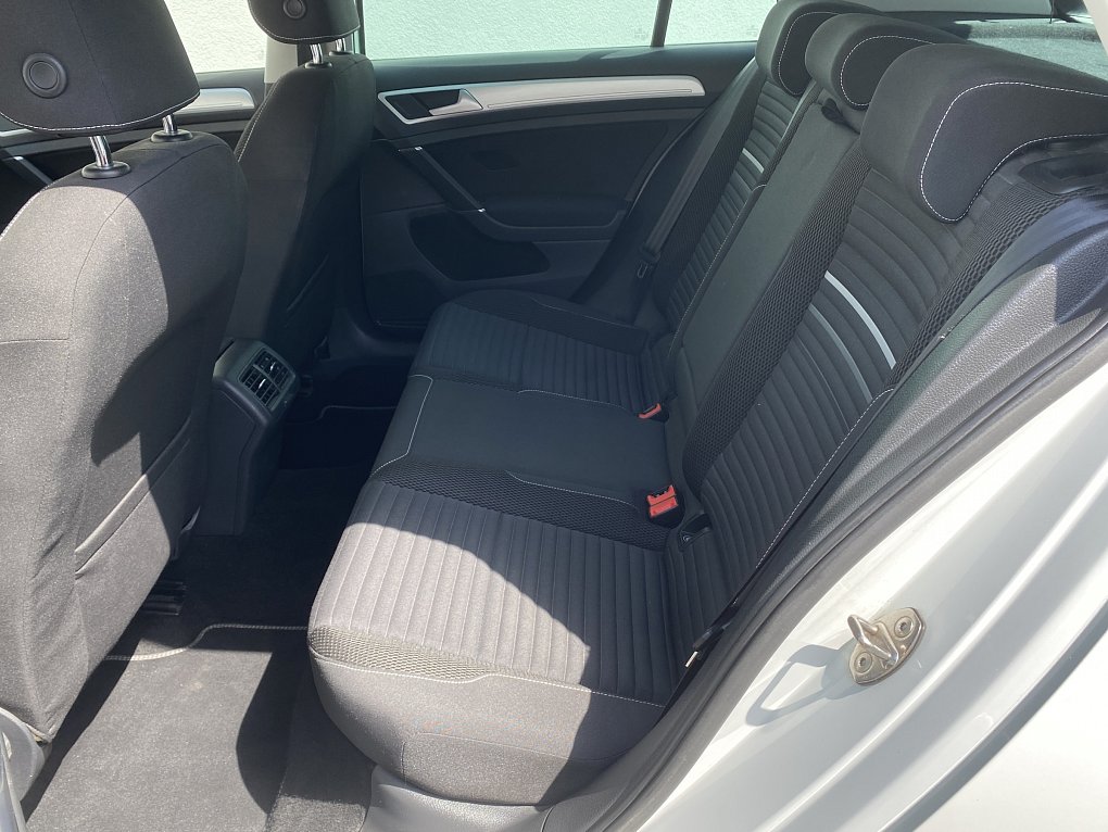 Volkswagen Golf 2.0 TDi CUP