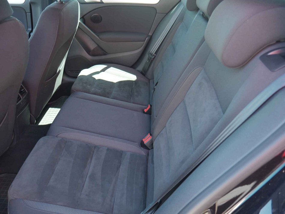 Volkswagen Golf 1.4 TSi 