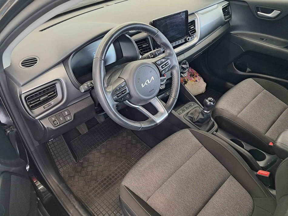 Kia Stonic 1.2i 