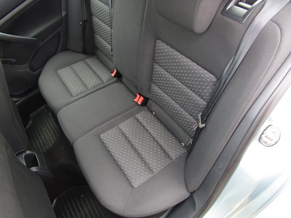 Škoda Octavia II 1.6i 