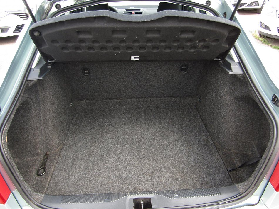Škoda Octavia II 1.6i 