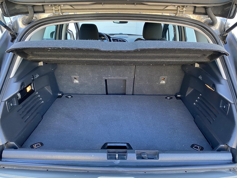 Peugeot 3008 1.6 HDi Confort