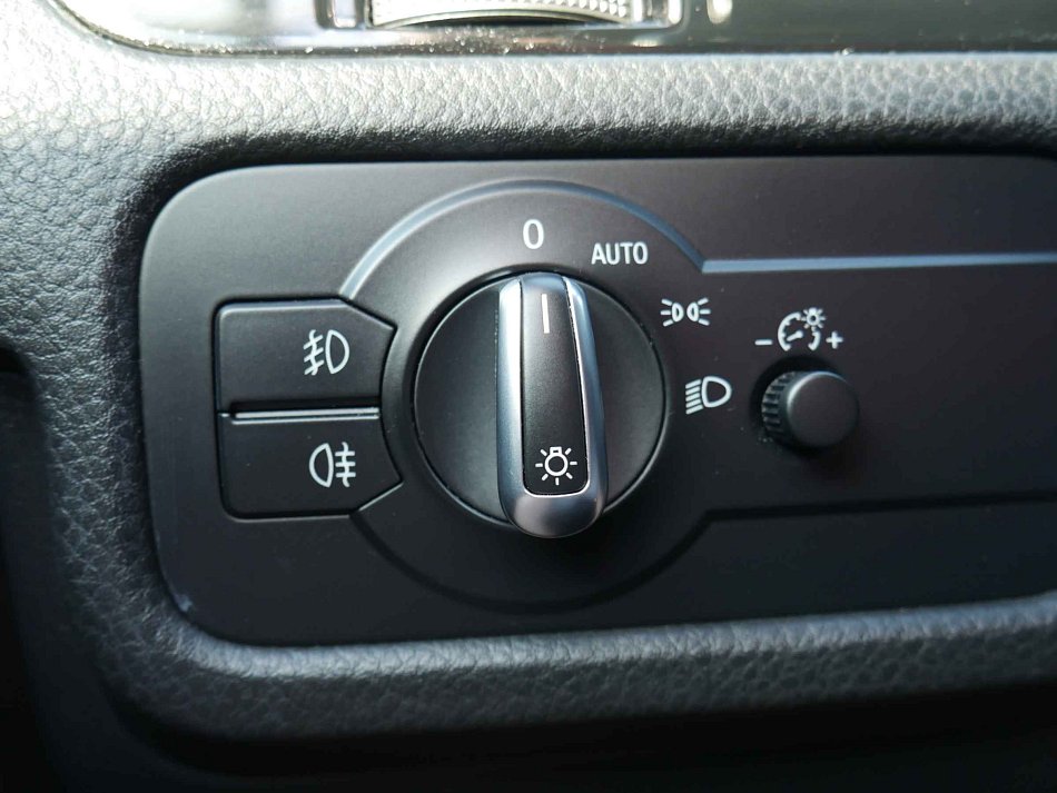 Volkswagen Touareg 3.0 TDi R-Line 4Motion