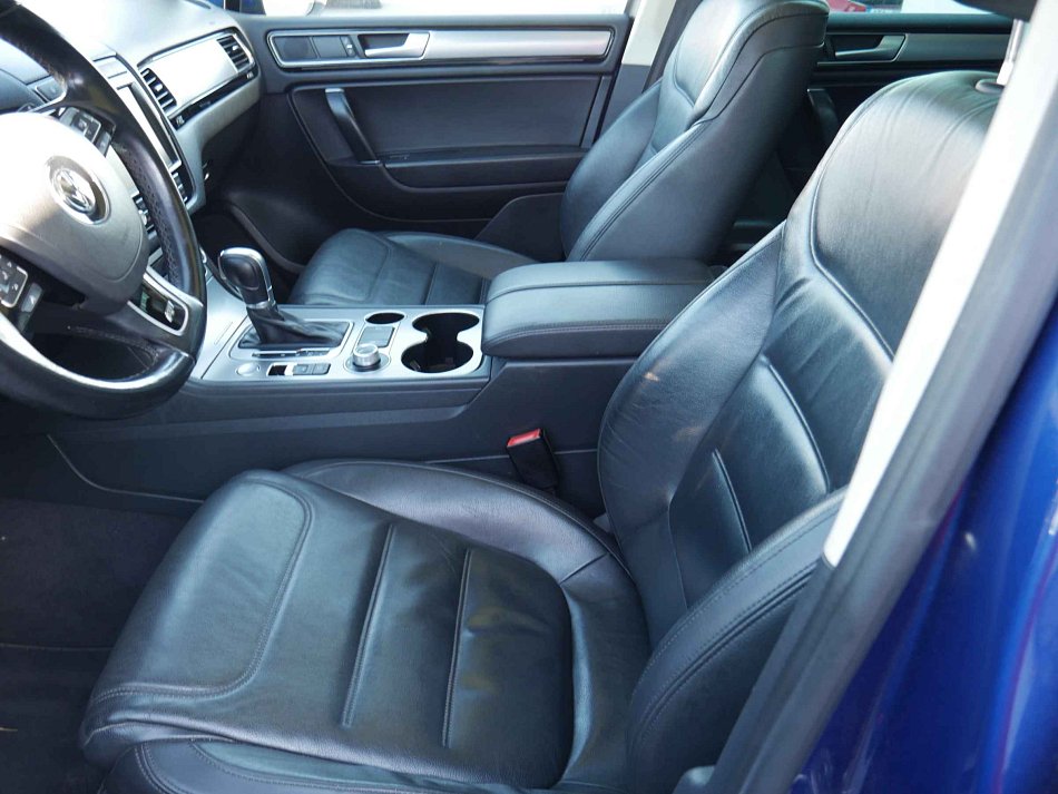 Volkswagen Touareg 3.0 TDi R-Line 4Motion