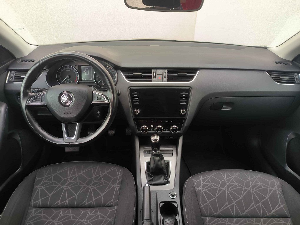 Škoda Octavia III 1.6 TDi Clever