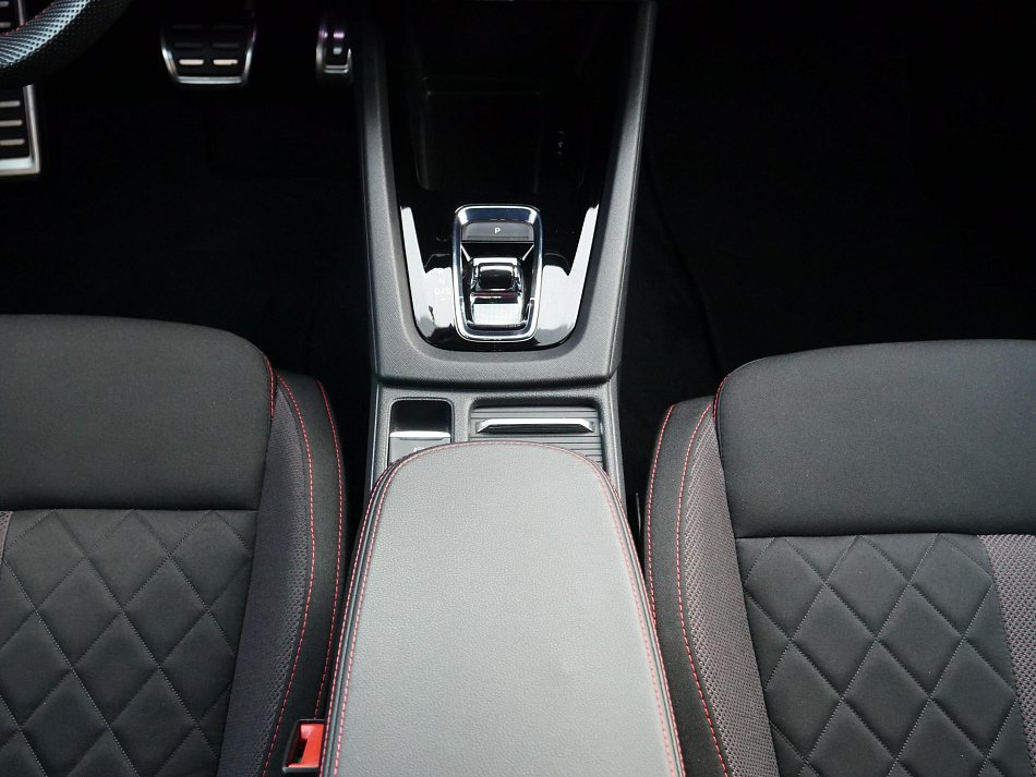 Škoda Octavia IV 2.0TDi RS