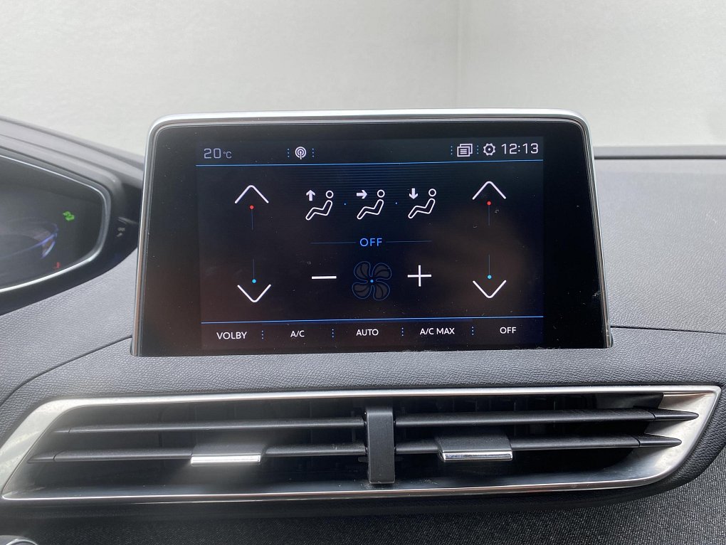 Peugeot 5008 1.2 PT Allure 7míst