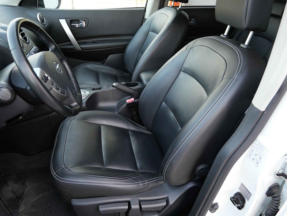 Nissan Qashqai 2.0i Tekna