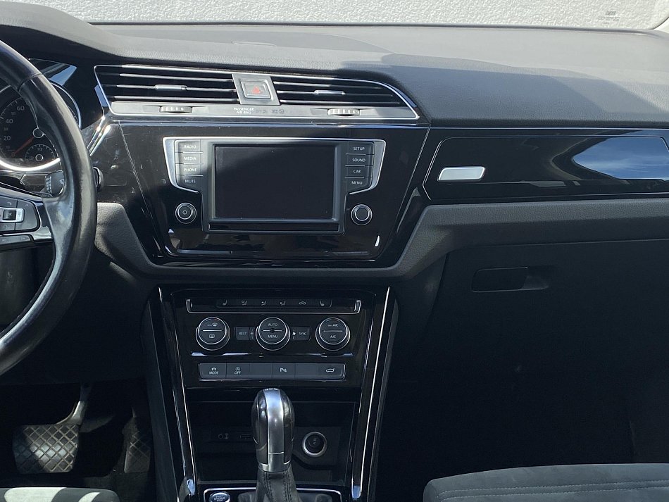 Volkswagen Touran 2.0TDi Highline