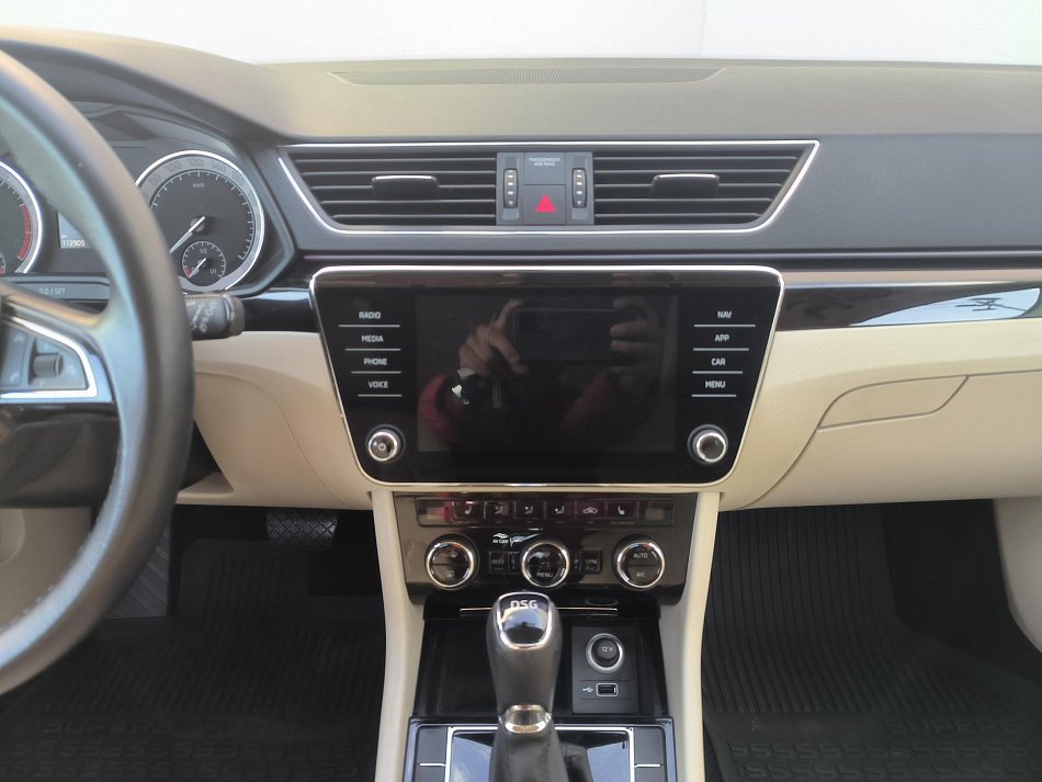 Škoda Superb III 1.8 TSi L&K