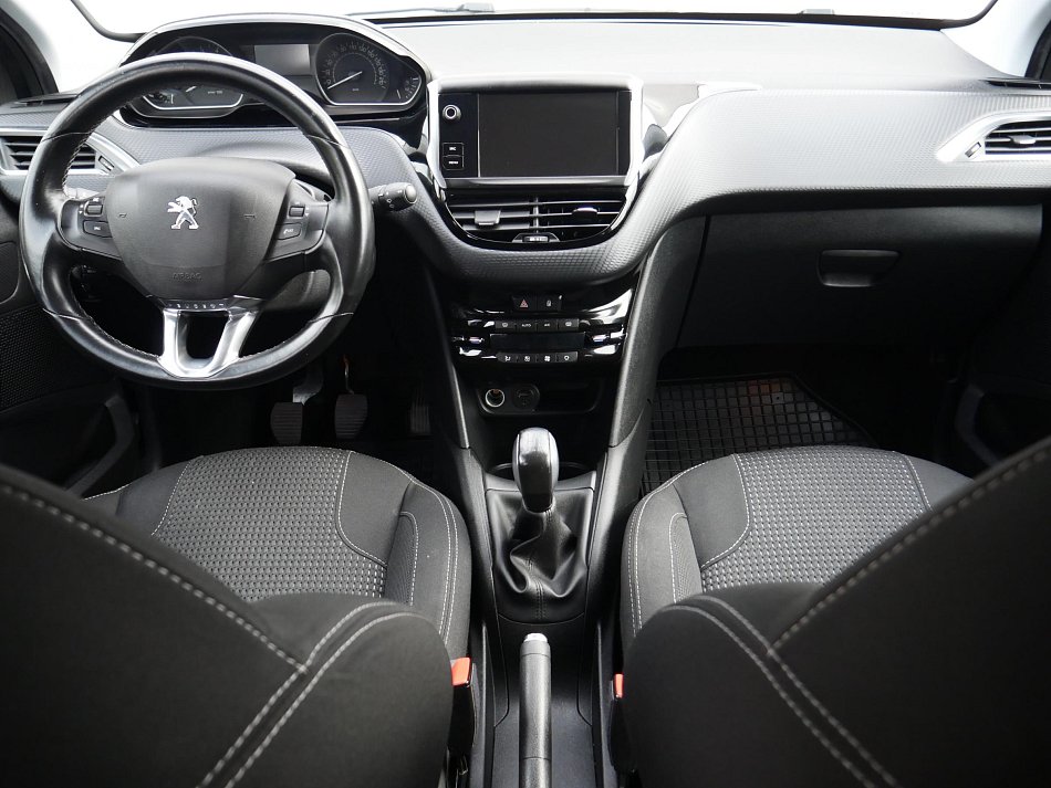 Peugeot 208 1.2 PT 